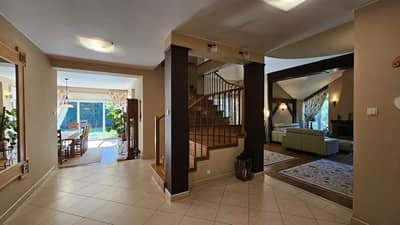 Dom wolnostojący 320 m2  |  Działka o pow. 1 294 m2  |  5 pokoi  |  Tuszyn