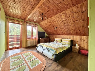 Dom wolnostojący o pow. 240 m2  |  Działka 1 823 m2  |  5 pokoi  |  Mścice