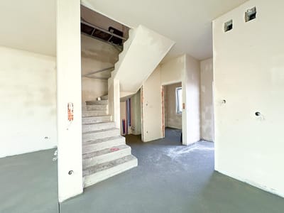 Dom na sprzedaż Ksawerów - zdjęcie