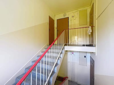 Klatka schodowa 4 piętro mieszkanie na sprzedaż Łódź - Tatrzańska