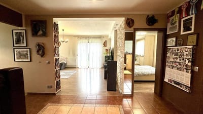 Dom wolnostojący 148 m2  |  Działka 4 028 m 2  |  Gołębice