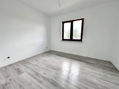 Dom wolnostojący o pow. 129 m2  |  Działka 1001 m2  |  Dziadowa Kłoda