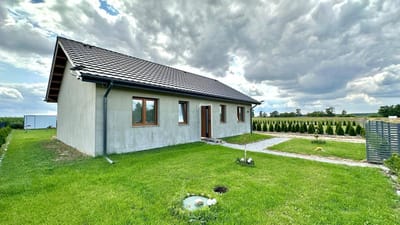 Dom wolnostojący o pow. 129 m2  |  Działka 1001 m2  |  Dziadowa Kłoda