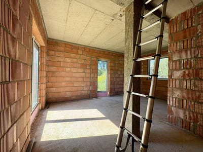 Dom wolnostojący o pow. 97,8 m2  |  4 pokoje  |  Działka 800 m2  |  Mauryców