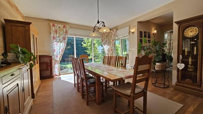 Dom wolnostojący 320 m2  |  Działka o pow. 1 294 m2  |  5 pokoi  |  Tuszyn