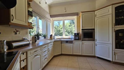 Dom wolnostojący 320 m2  |  Działka o pow. 1 294 m2  |  5 pokoi  |  Tuszyn