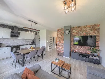 Dom 5-pokojowy na sprzedaż Konstantynów Łódzki — 144,2 m²